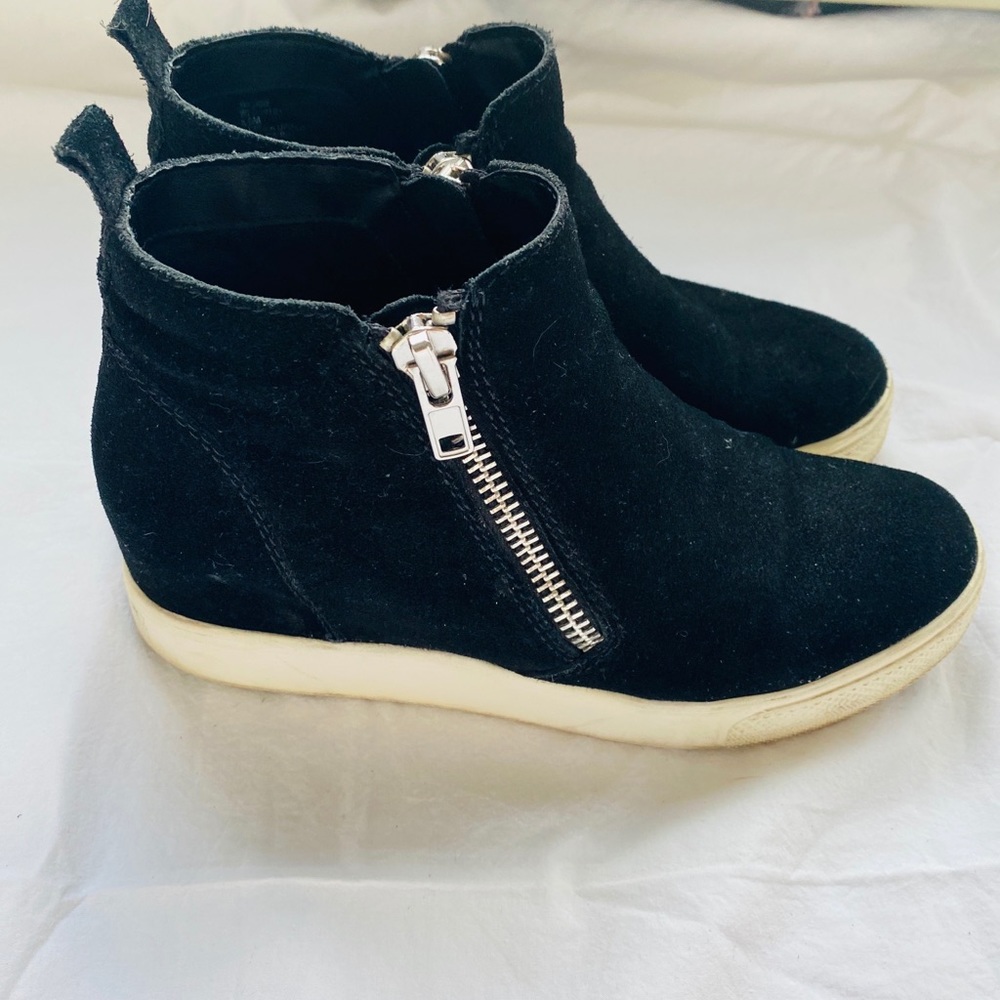 Steve Madden wedge sneaker